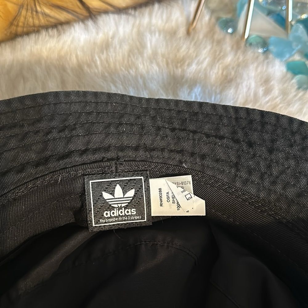Adidas bucket hat OSFA (3300) - Picture 4 of 5